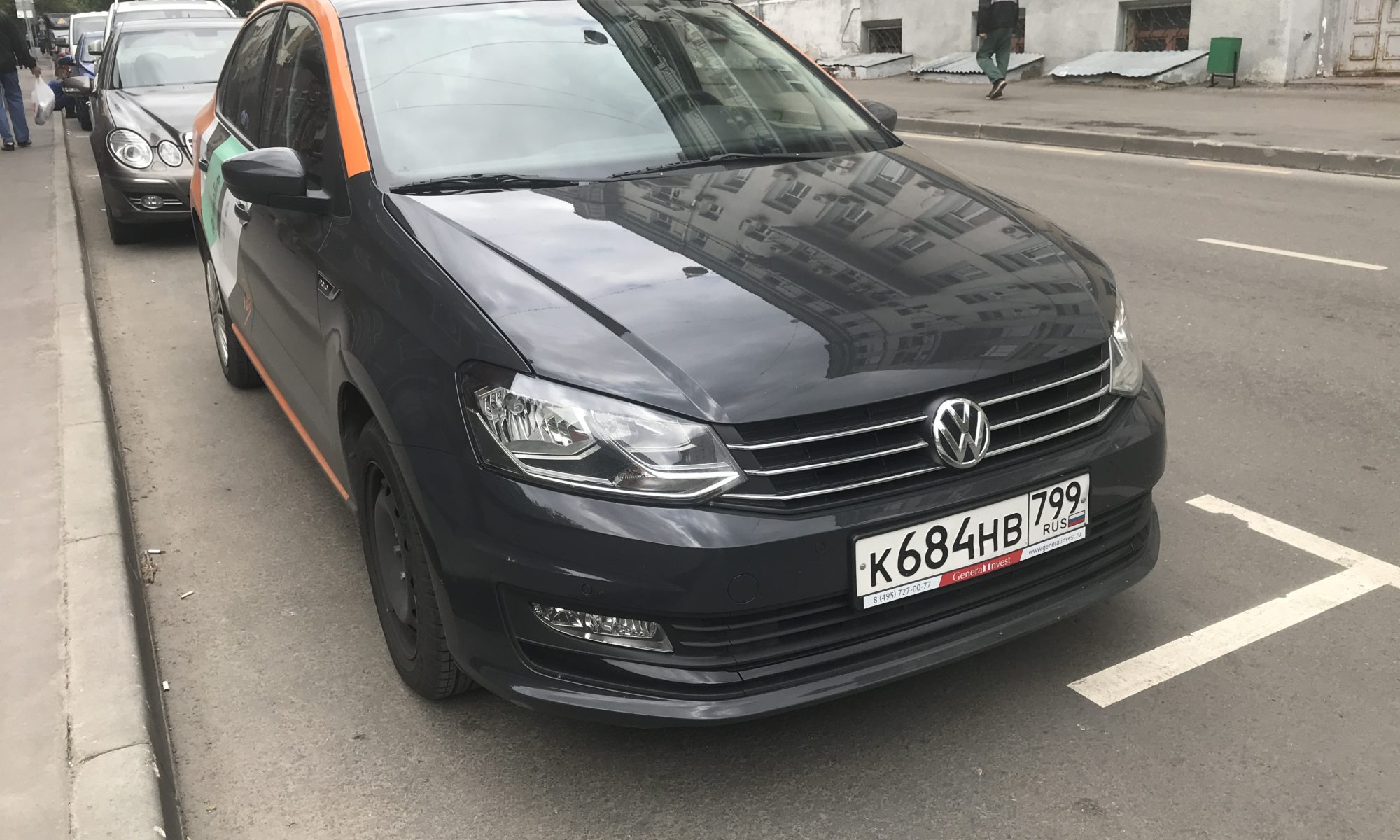 Volkswagen Поло - фронт